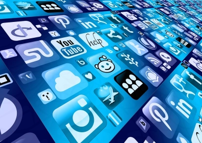 Social Media : quelle est la place des médias sociaux dans les entreprises françaises ?