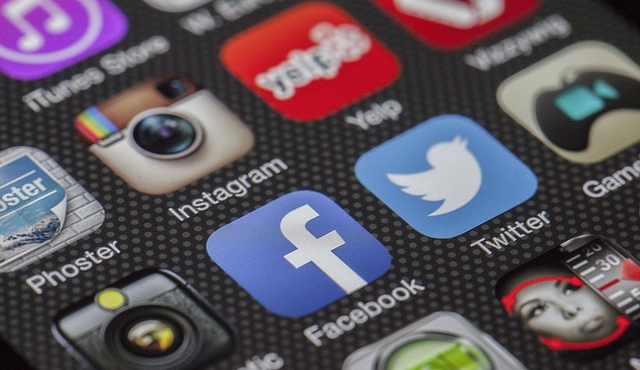 Planifier une centaine de publications sur Twitter avec Hootsuite