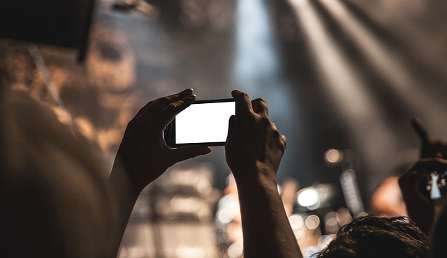 Informer les personnes mentionnées dans votre contenu