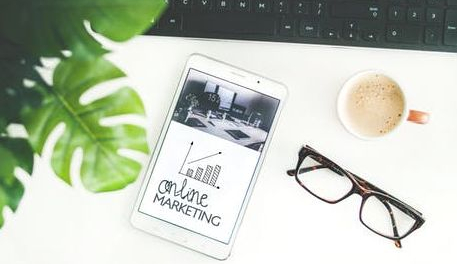Contenu personnalisé vs contenu ciblé : quelles différences ?